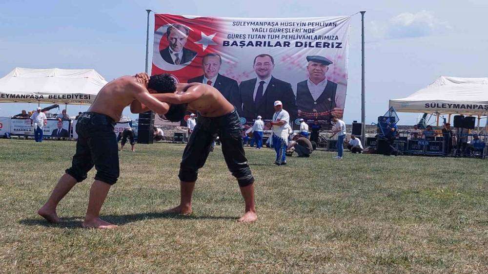 Tekirdağ’da yağlı güreşler başladı
