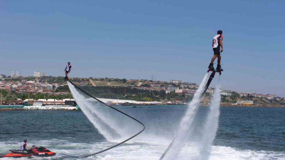 Marmara Denizi’nde muhteşem dans
