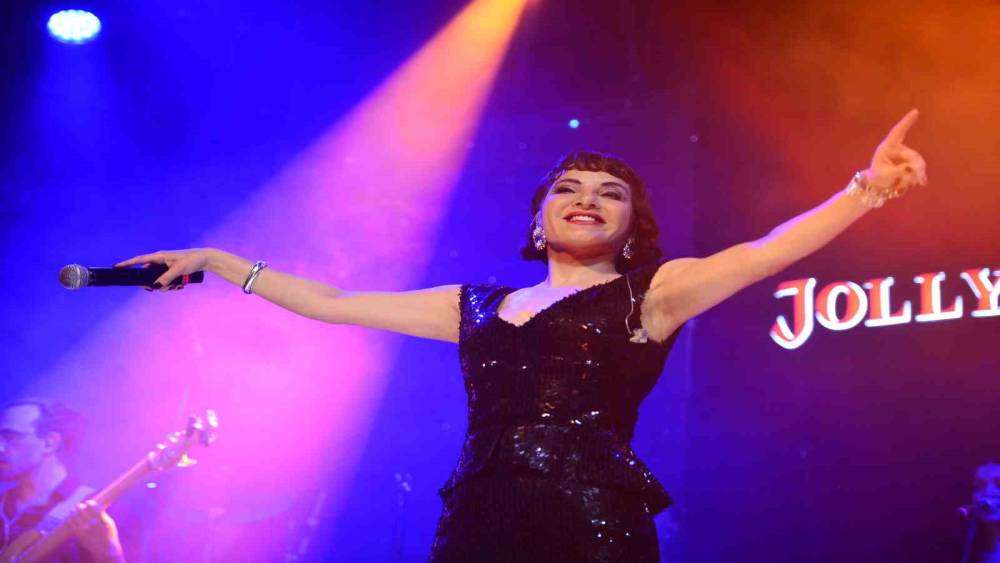 Göksel, Bursalıları coşturdu
