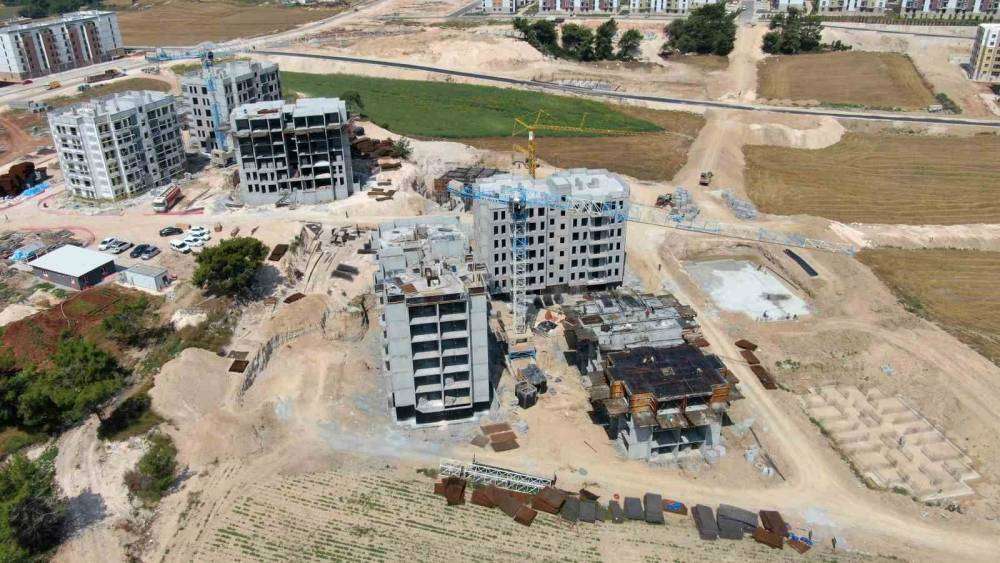 Adana’da afet konutları hızla yükseliyor
