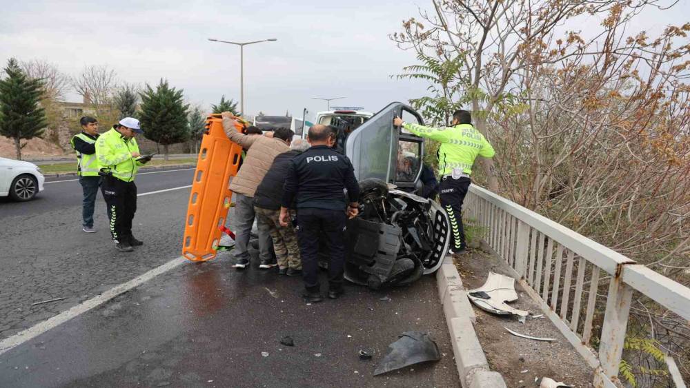 KÜÇÜK OLDUĞU İÇİN ÇARPTIM