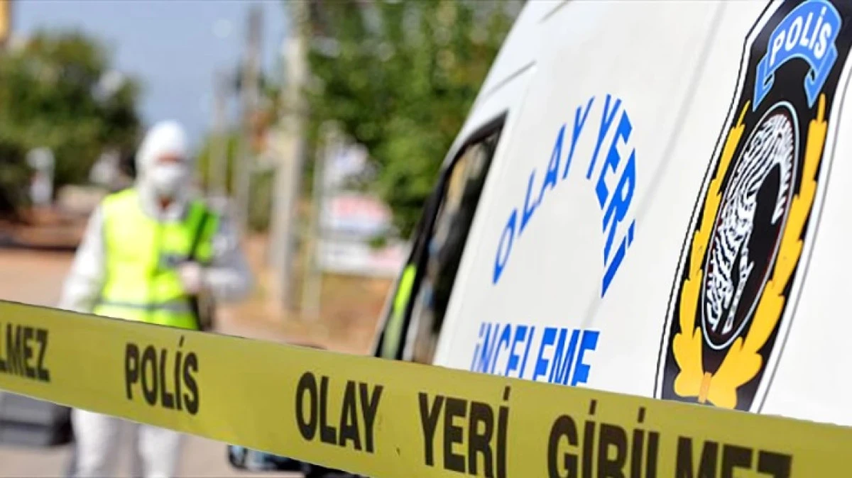 31 YAŞINDAKİ YALNIZ YAŞAYAN ADAM EVİNDE &Ouml;L&Uuml; BULUNDU 