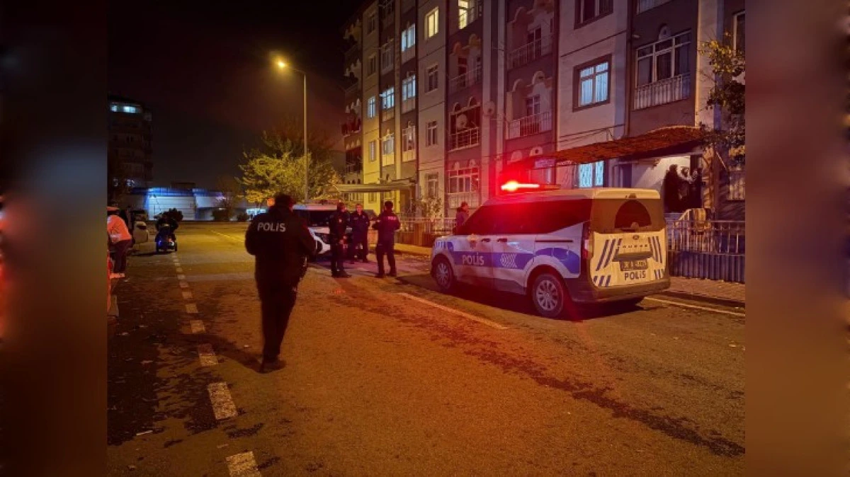 4 KATTAN DÜŞEN KIZ AĞIR YARALANDI 