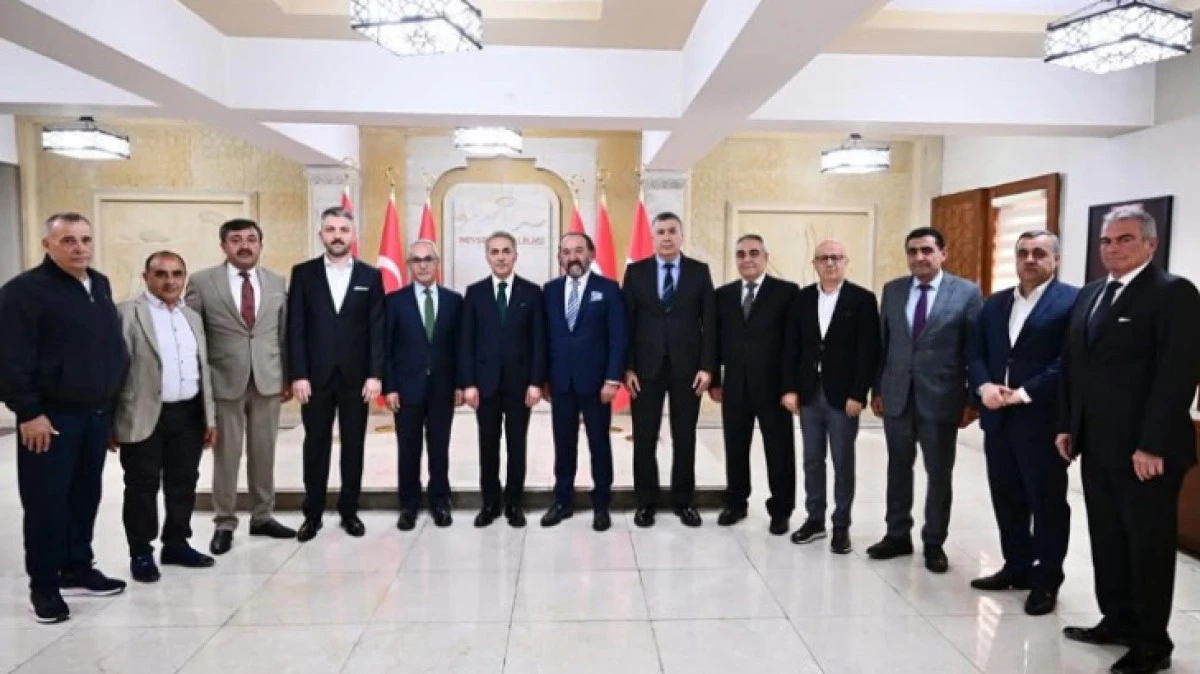 ACIG&Ouml;L'DE HAYIRSEVER AİLE SAĞLIĞI MERKEZİ YAPIYOR 