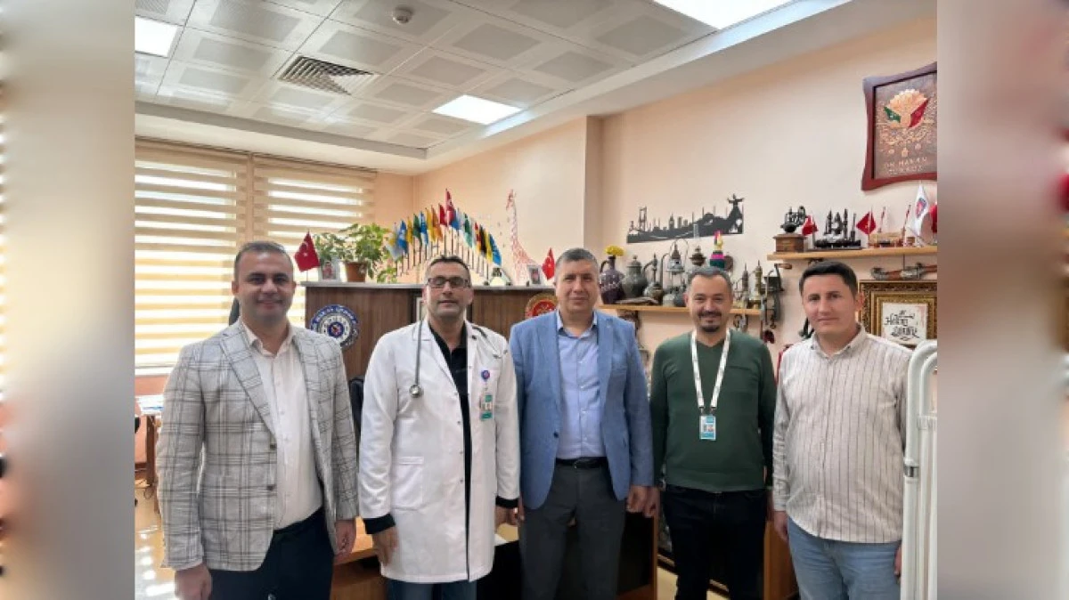 ACIGÖL'DEKİ SAĞLIK TESİSLERİNİ GEZDİ