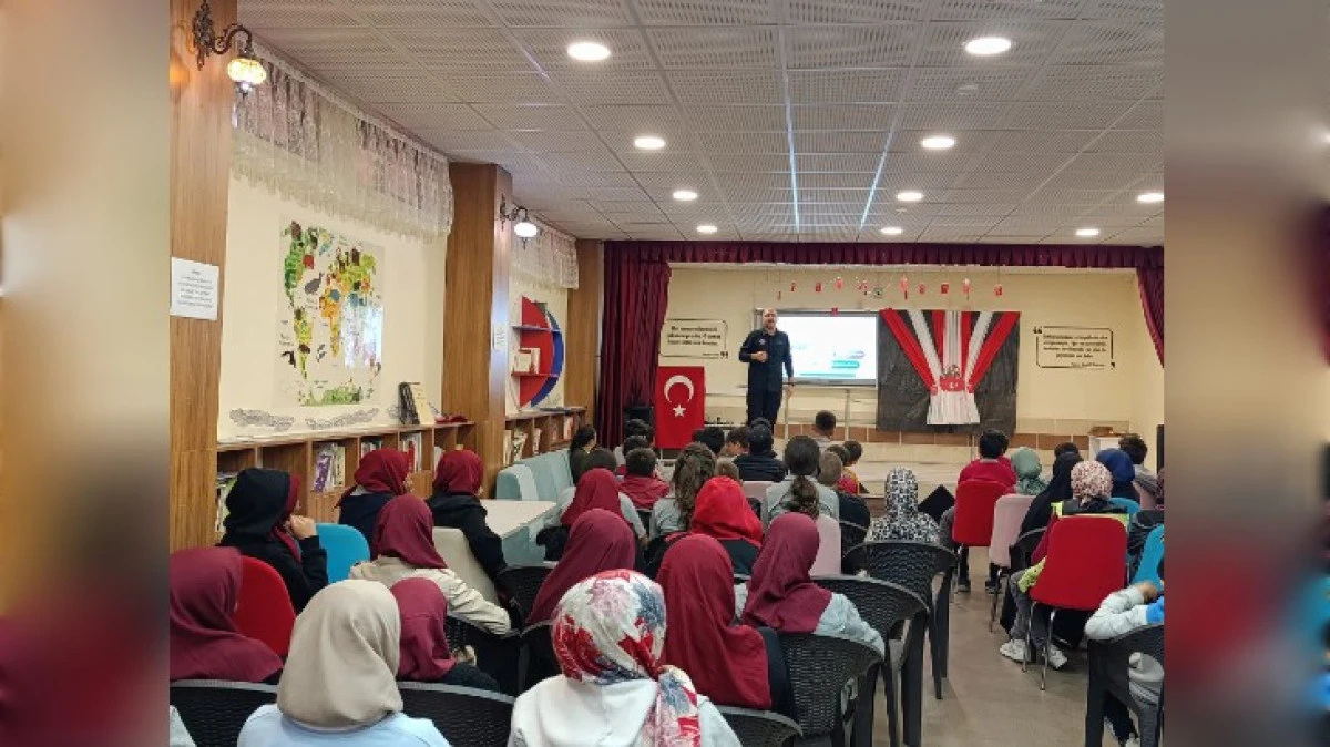 AFAD EĞİTİMLERİ ARALIKSIZ SÜRÜYOR 