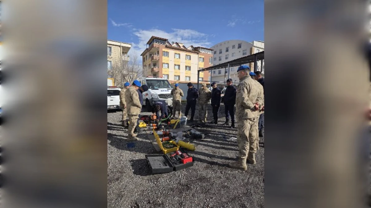 AFAD ENKAZDA ARAMA EĞİTİMİ D&Uuml;ZENLEDİ 