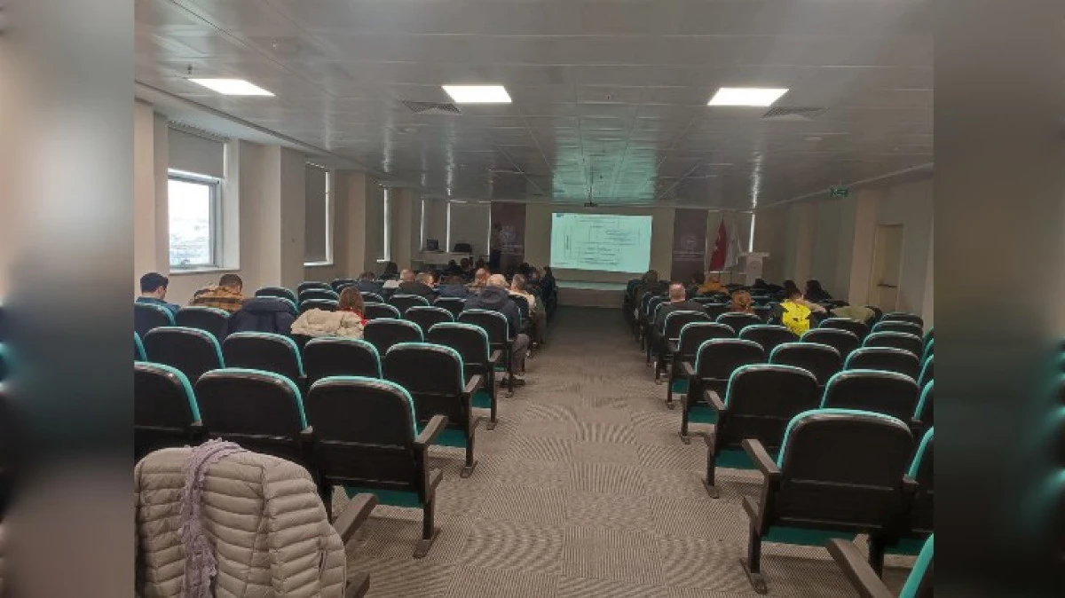 AİLE HEKİMLERİ İ&Ccedil;İN EĞİTİM D&Uuml;ZENLENDİ 