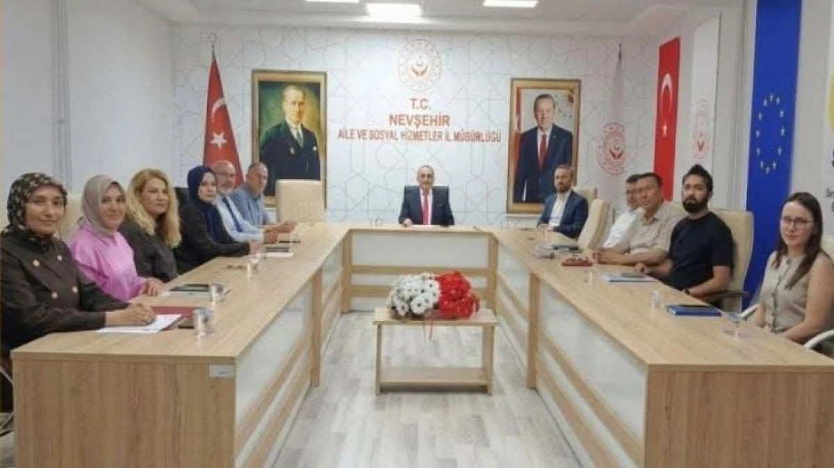 AİLE VE SOSYAL DEĞERLENDİRME TOPLANTISI YAPILDI 