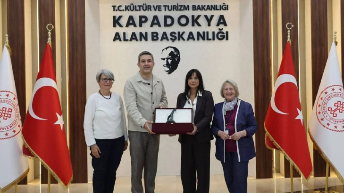 ASLANBAY İTALYAN HEYETİ KABUL ETTİ 