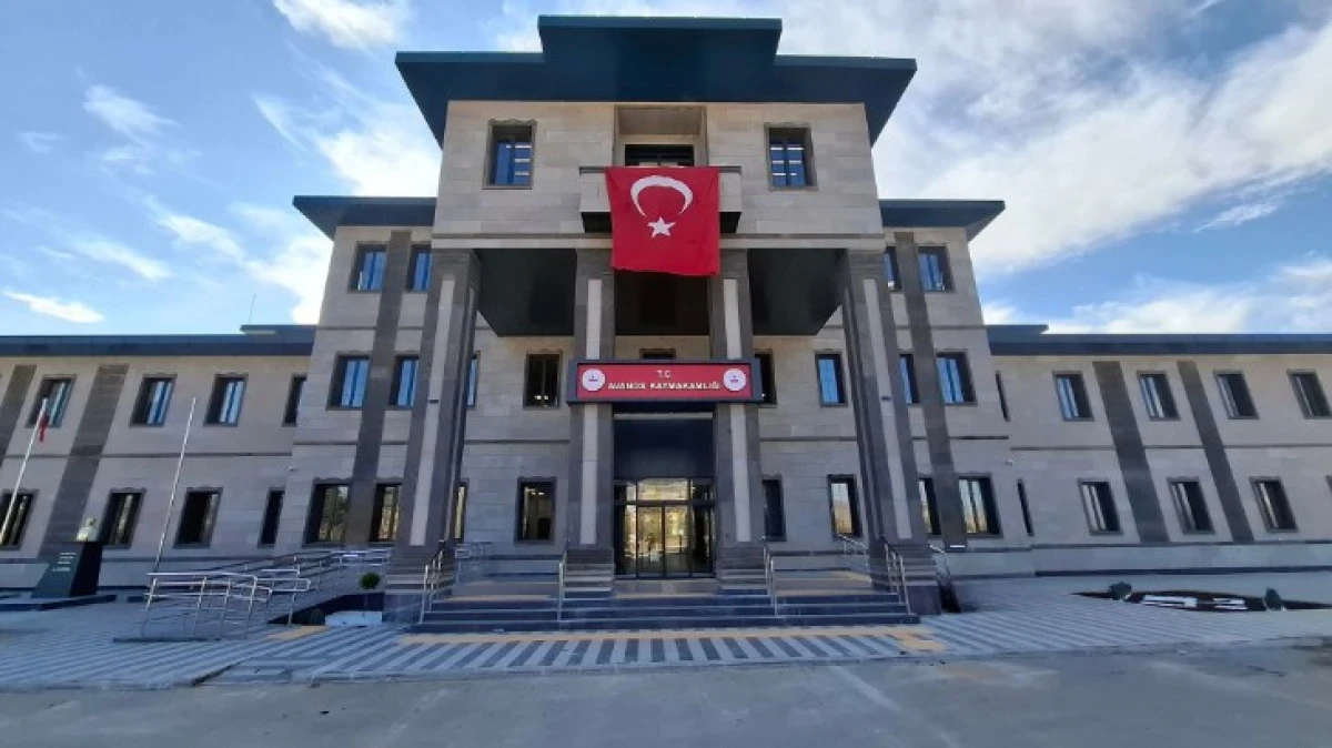 AVANOS YENİ HÜKÜMET KONAĞI AÇILDI 