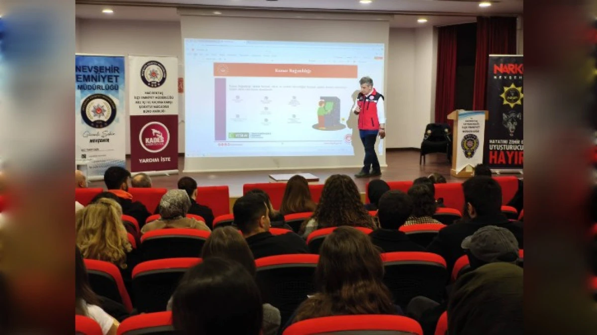 BAĞIMLILIKLA M&Uuml;CADELE S&Uuml;R&Uuml;YOR 