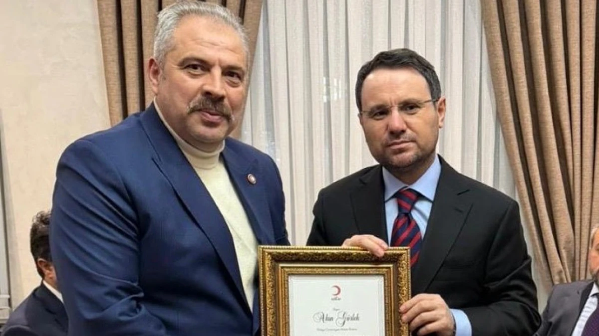 BAKAN G&Uuml;RLEK KIZILAY NEVŞEHİR AŞEVİNE BAĞIŞ YAPTI 