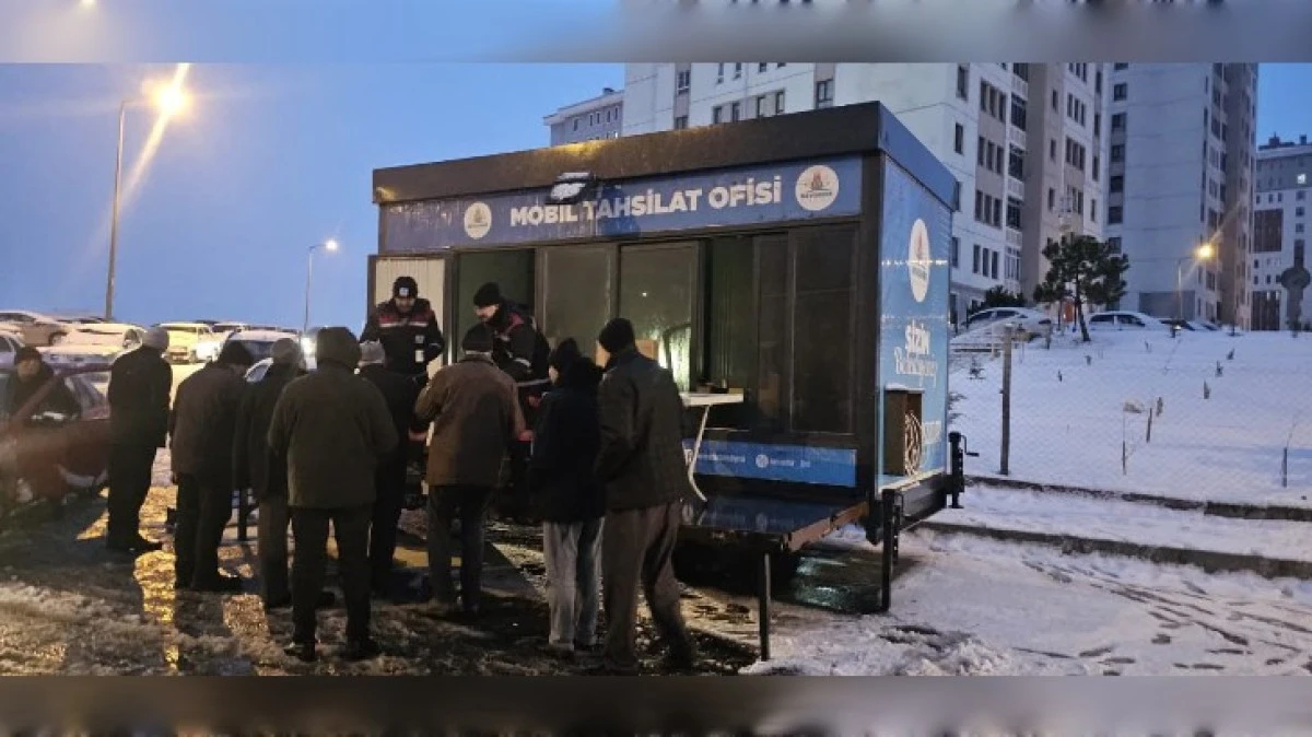 BELEDİYEDEN POĞA&Ccedil;A VE S&Uuml;T İKRAMI 