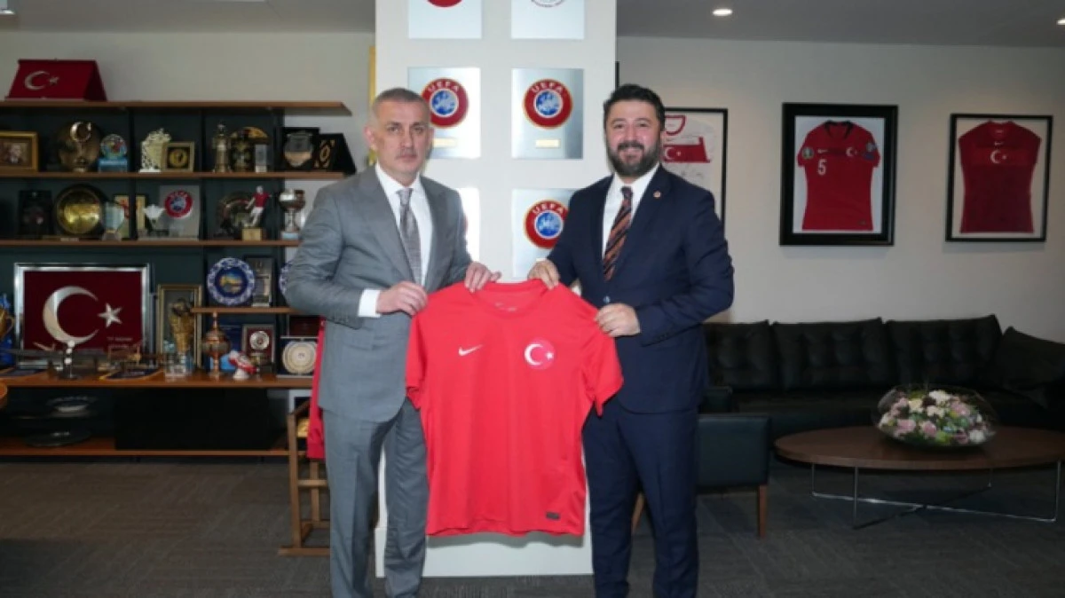 &Ccedil;ALIŞKAN TFF BAŞKANI HACIOSMANOĞLU'NU ZİYARET ETTİ 