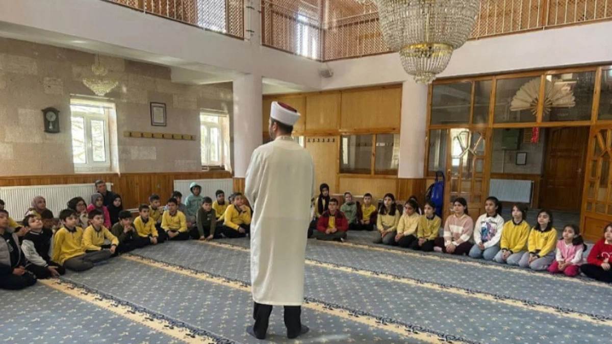 &Ccedil;EDES KAPSAMINDA &Ccedil;OCUKLAR CAMİ İLE BULUŞUYOR 
