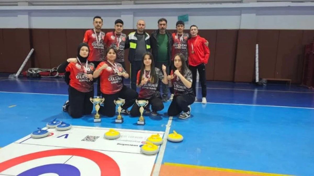 CURLİNG'TE G&Uuml;LŞEHİR DERECE YAPTI 