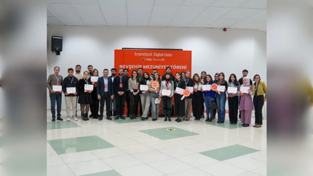 DİJİTAL USTALAR MEZUN OLDU 