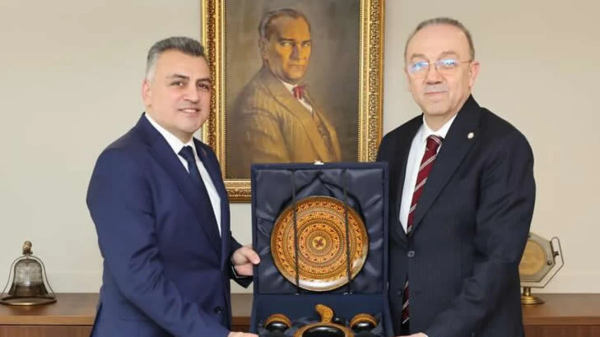 ECZACILAR GENEL BAŞKAN'I ZİYARET ETTİ