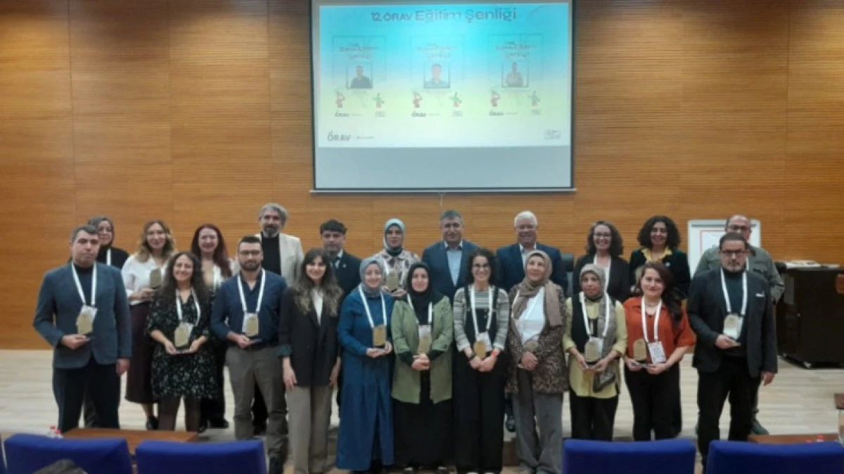 EĞİTİM ŞENLİĞİNDE BULUŞTULAR 