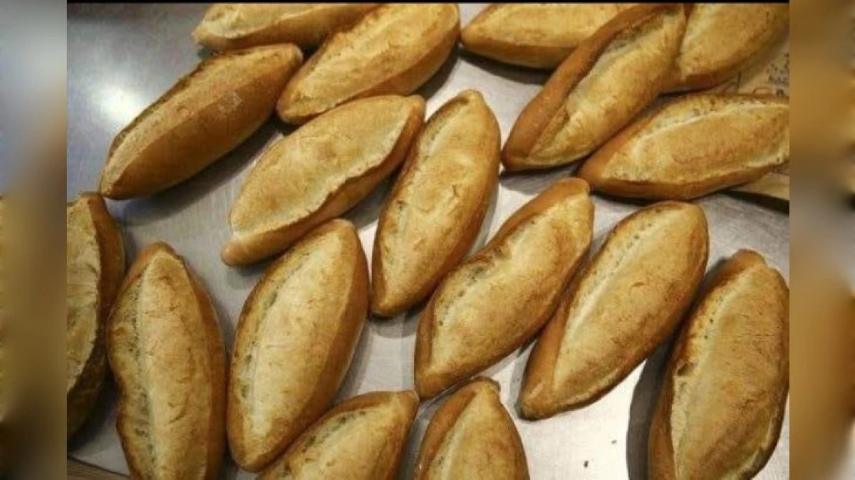 EKMEĞİN PAZARTESİ 15 LİRADAN SATILMASI BEKLENİYOR