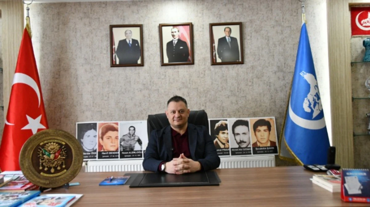 ELLERİNİ KIRARIZ...