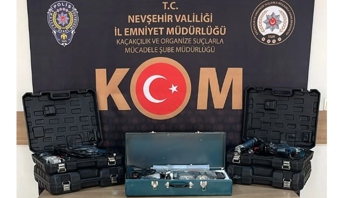 EMNİYET KA&Ccedil;AK &Uuml;R&Uuml;NLER YAKALADI 