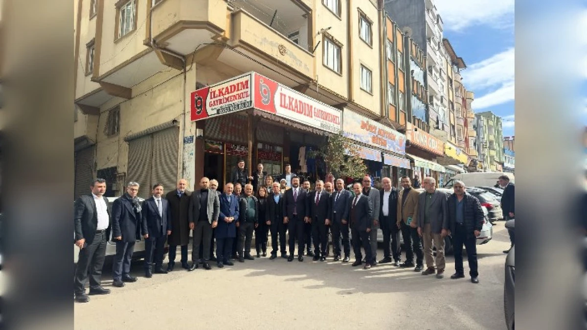 EMRE &Ccedil;ALIŞKAN GAZİANTEP'TE DEPREMZEDELERİ ZİYARET ETTİ 