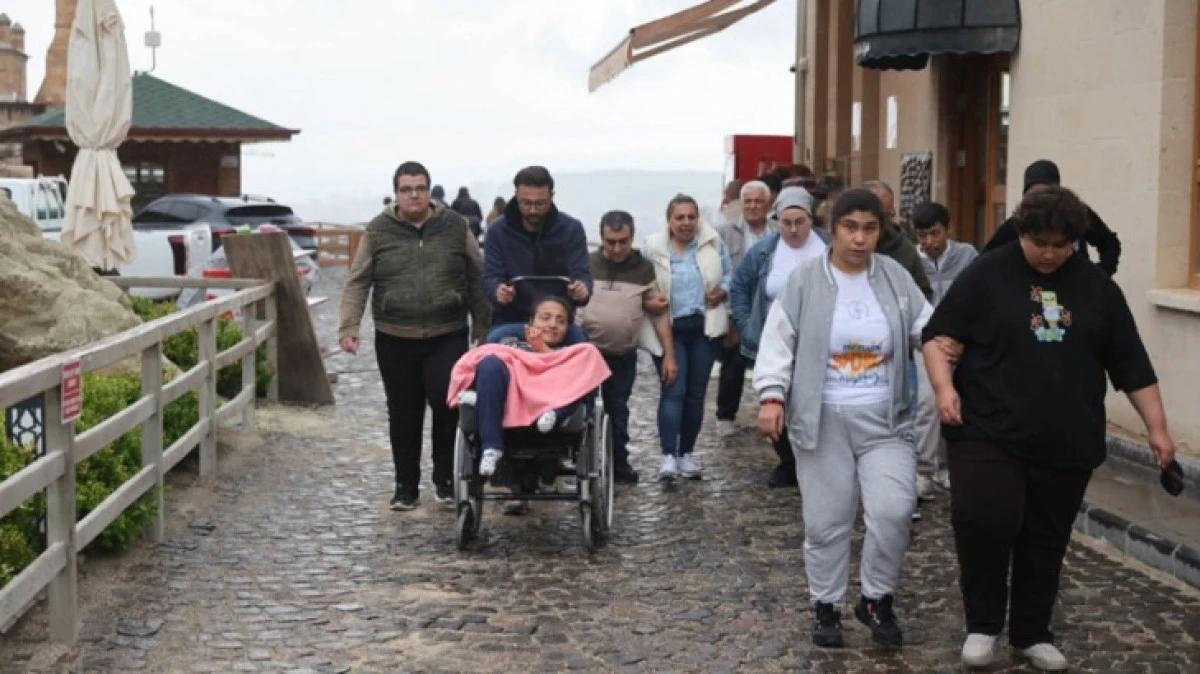 ENGELLİLER HAFTASINDA KAYAŞEHİR'İ GEZİSİ 
