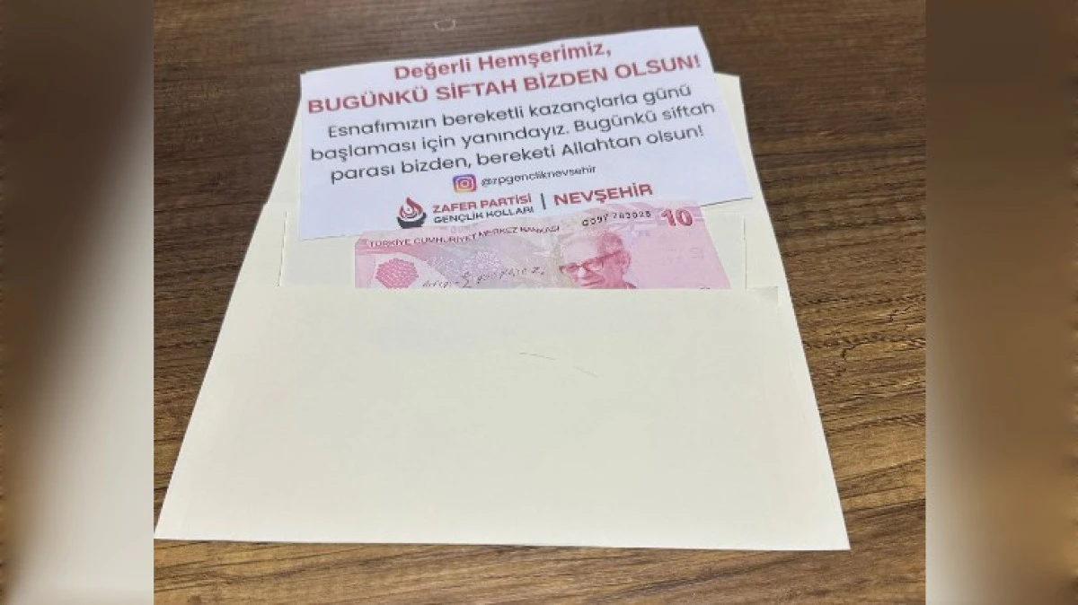 ESNAFIN İLK SİFTAHI ZAFER PARTİSİNDEN 