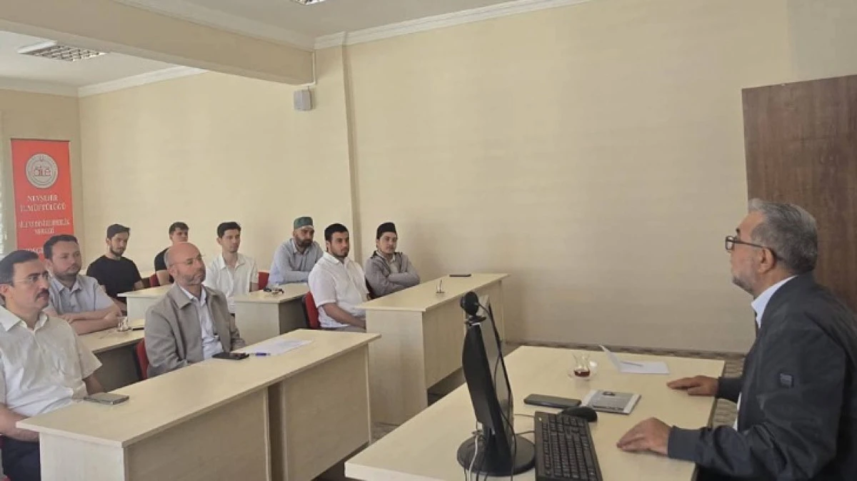 EVLİLİĞE İLK ADIM SEMİNERİ D&Uuml;ZENLENDİ 