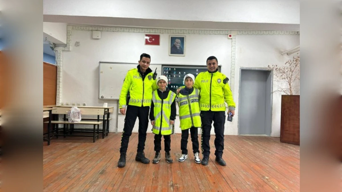 HACIBEKTAŞ'TA &Ccedil;OCUKLARA TRAFİK EĞİTİMİ VERİLDİ 