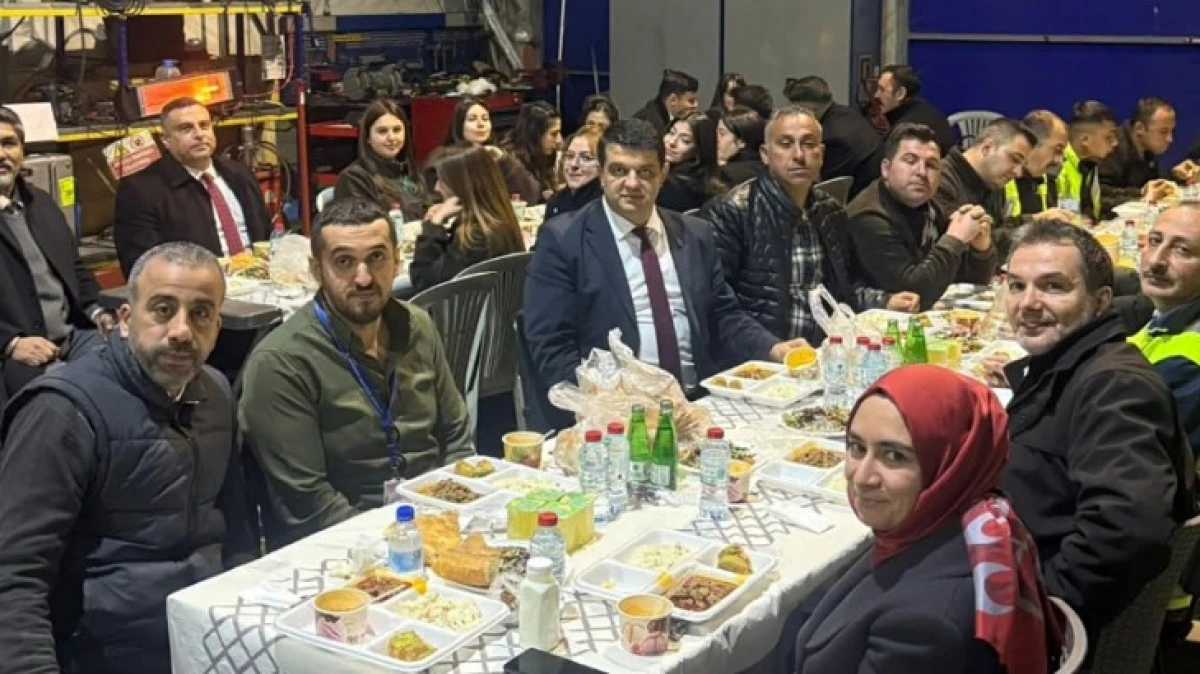 HAVALİMANINDA İFTAR VERİLDİ 