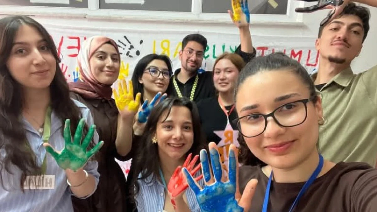 İ&Ccedil;İK K&Ouml;Y&Uuml;NDE &Ouml;ĞRENCİLERLE BULUŞTULAR 
