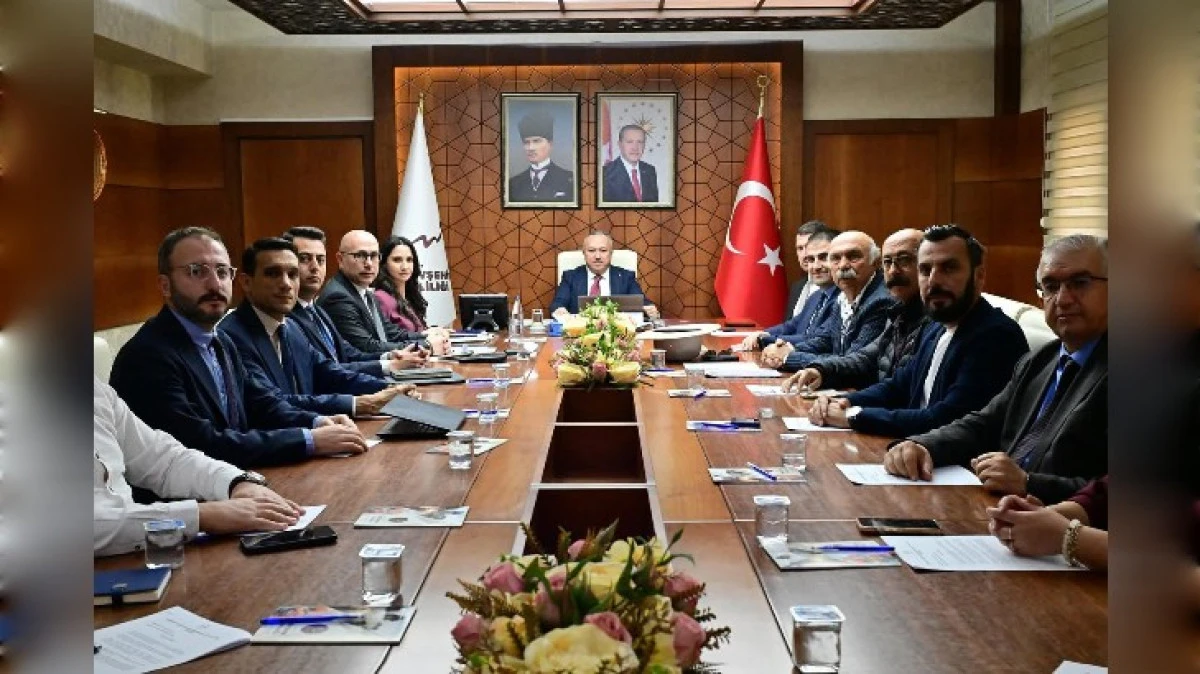 İL TANITIM KURULU VALİ FİDAN BAŞKANLIĞINDA TOPLANDI 