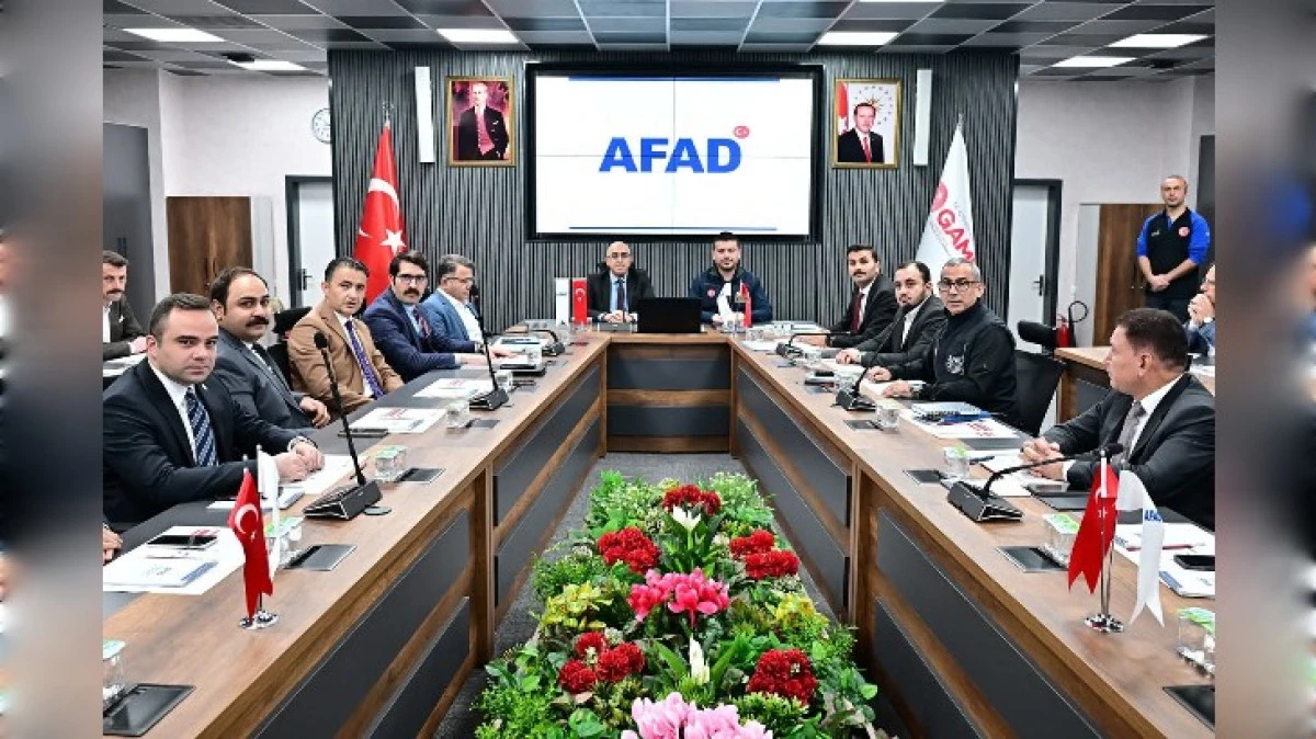 İRAP TOPLANTISI VALİLİKTE YAPILDI 