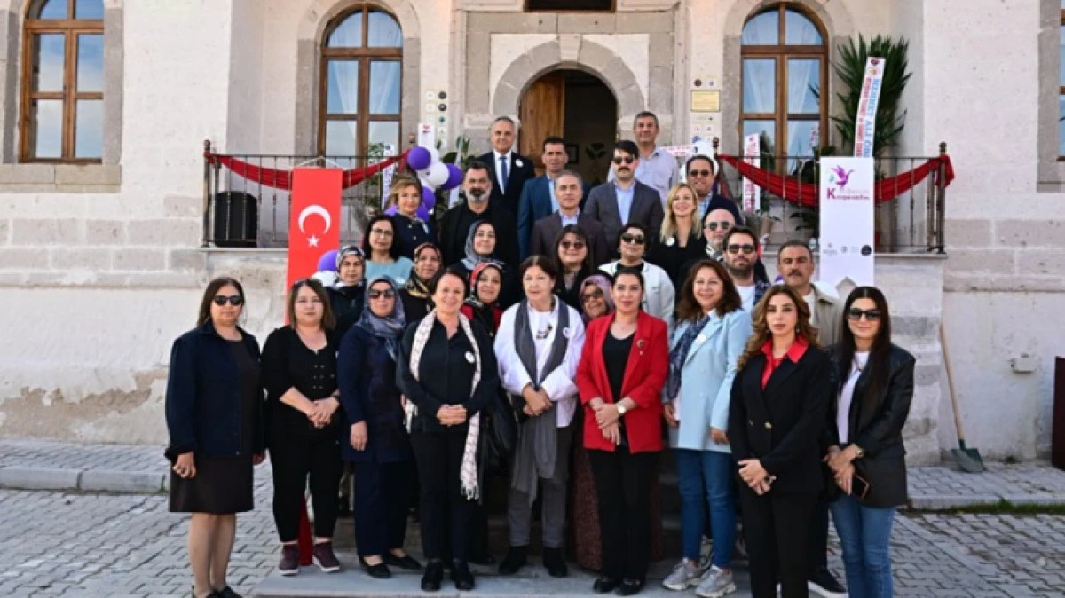 KADIN KOOPERATİFLER BİRLİĞİ BİNASI A&Ccedil;ILDI 