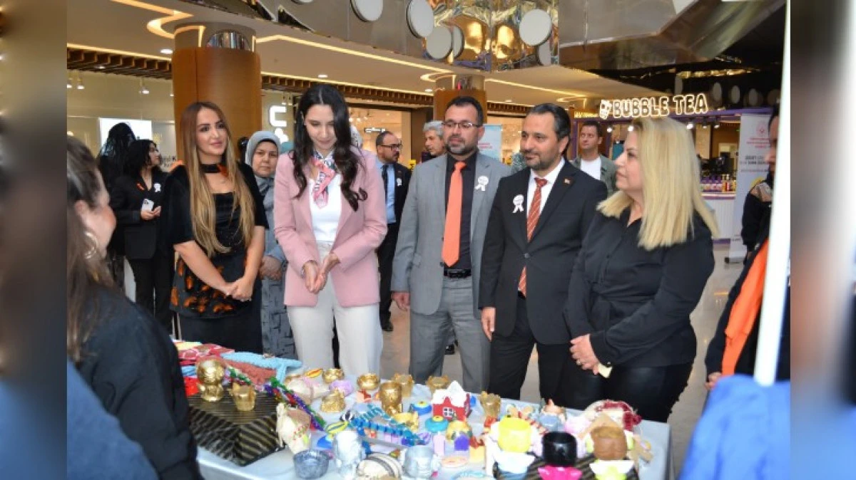 KADINA KARŞI ŞİDDETE HAYIR DEMEK İÇİN SERGİ AÇILDI 