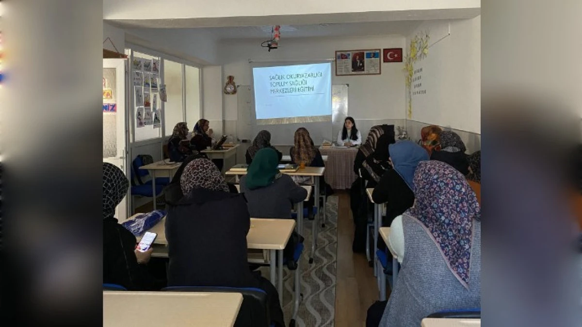 KADINLARA SAĞLIKLI HAYAT ANLATILDI 