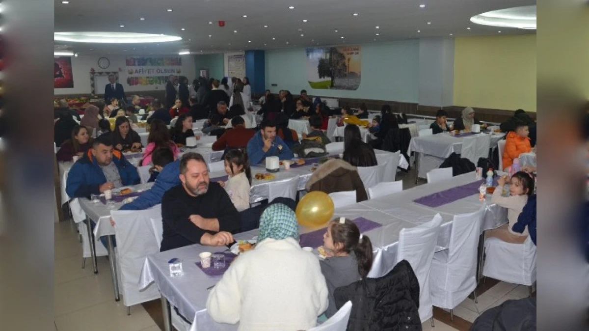 KARDELEN KOLEJİ 1.SINIF EĞİTİM &Ouml;ĞRETİM KADROSUNU TANITTI 