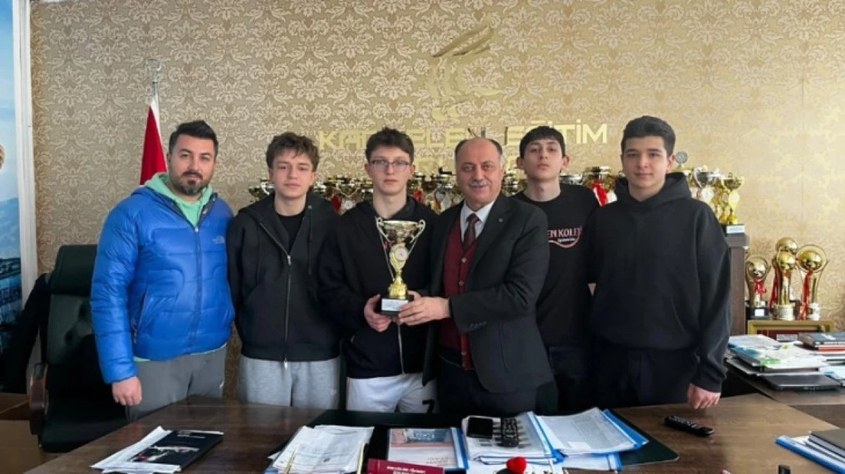 KARDELEN KOLEJİ NEVŞEHİR İKİNCİSİ OLDU