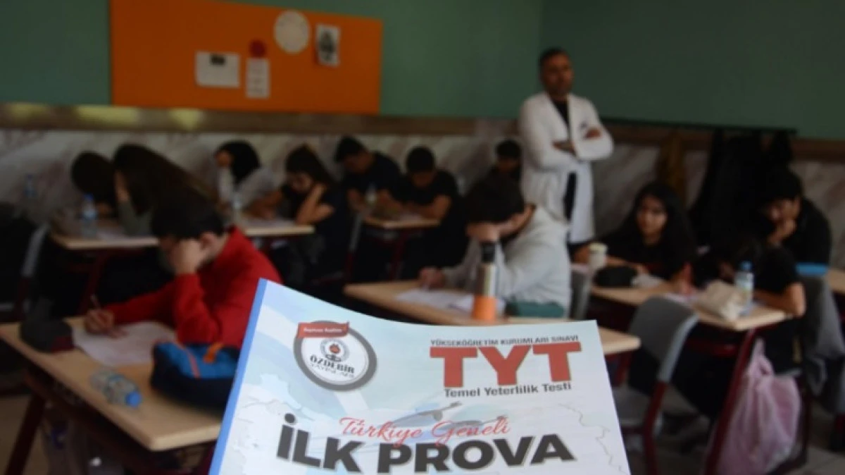 Kardelen&rsquo;de yılın ilk TYT-AYT denemesi yapıldı