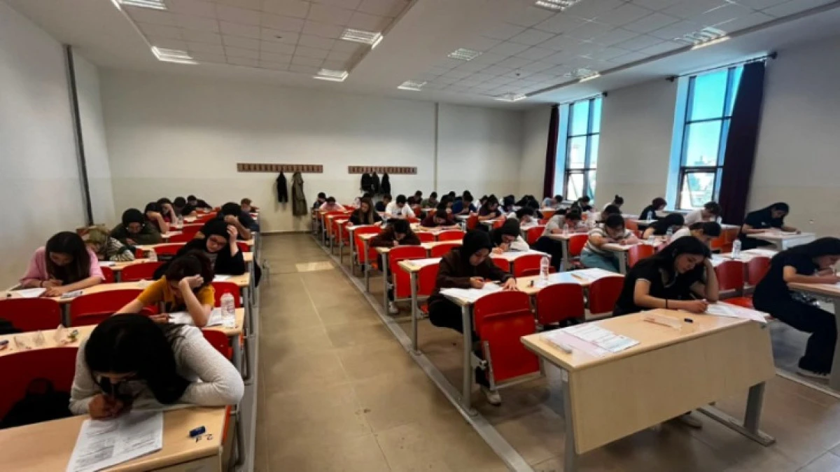 Kardelen&rsquo;den YKS&rsquo;ye G&uuml;&ccedil;l&uuml; Hazırlık: Y&uuml;zlerce &Ouml;ğrenciyi Buluşturan Dev Prova Sınavı