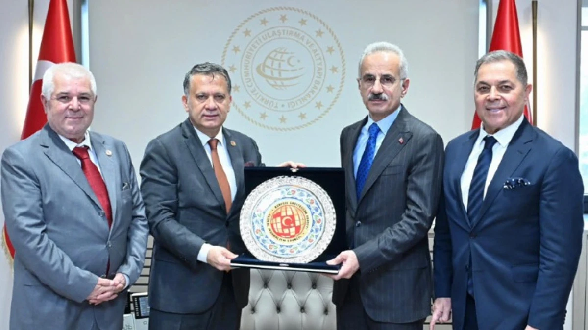 KGK BAŞKANI DİM, ULAŞTIRMA BAKANI URALOĞLUNU ZİYARET ETTİ 