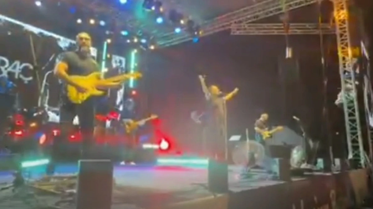 KIRA&Ccedil; G&Ouml;REME DE KONSERDE BİNLERCE KİŞİYİ COŞTURDU 