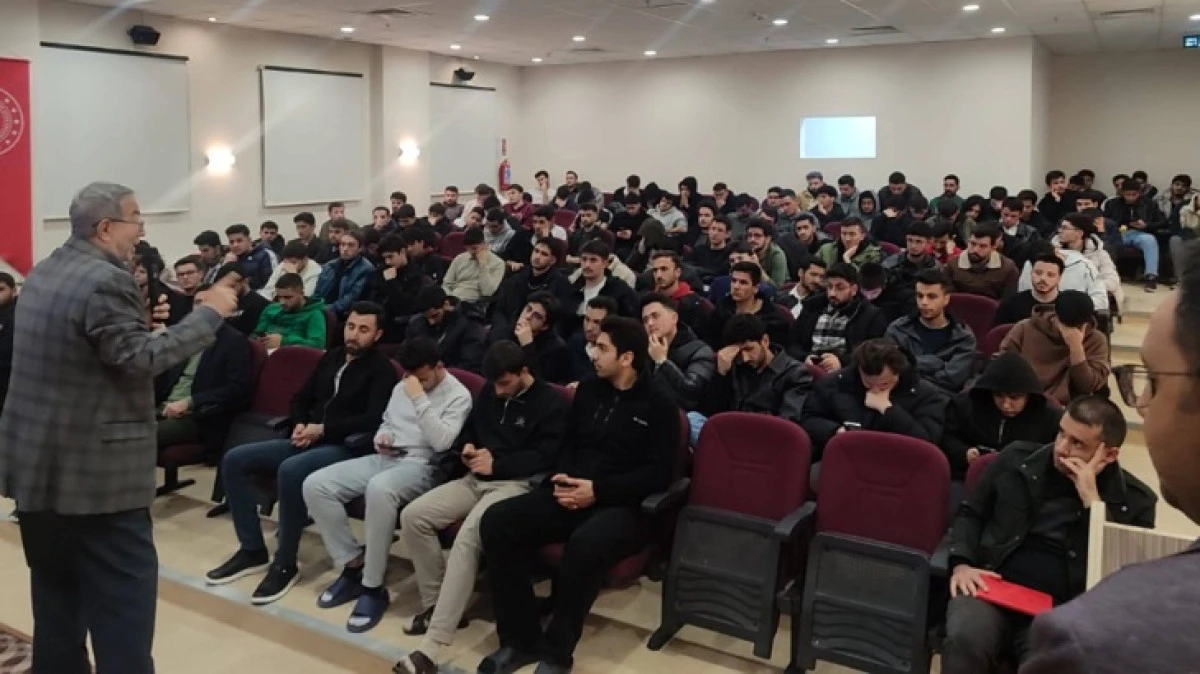 KYK YURTLARINDA İFTAR PROGRAMLARI S&Uuml;R&Uuml;YOR 