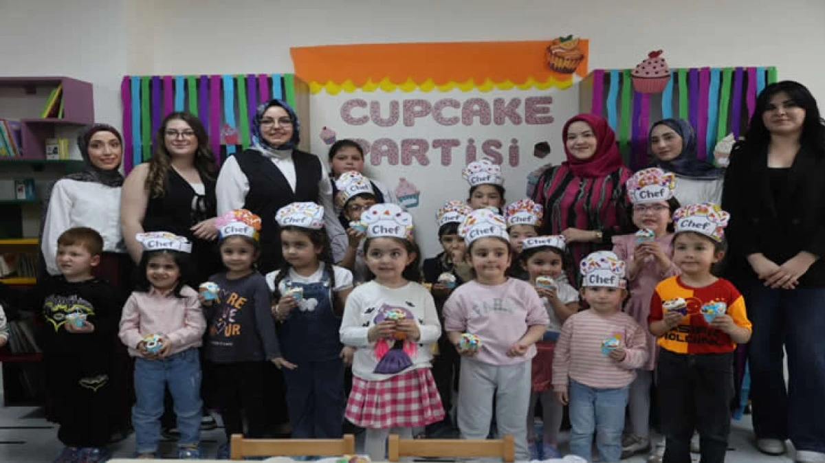 MİNİK ŞEFLER KEK YAPTI