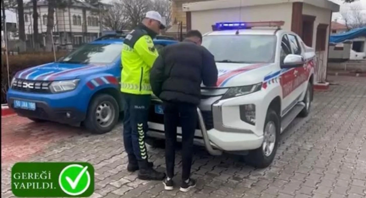 MOTOSİKLET S&Uuml;R&Uuml;C&Uuml;S&Uuml;N&Uuml;N EHLİYETİ DAİMİ İPTAL EDİLDİ 