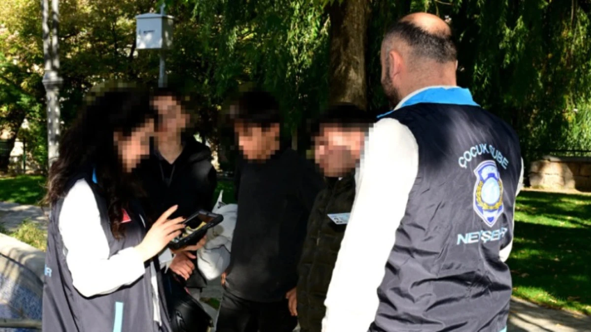NEVŞEHİR&rsquo;DE OKUL &Ccedil;EVRELERİNE Y&Ouml;NELİK DENETİM: 437 KİŞİ KONTROL EDİLDİ