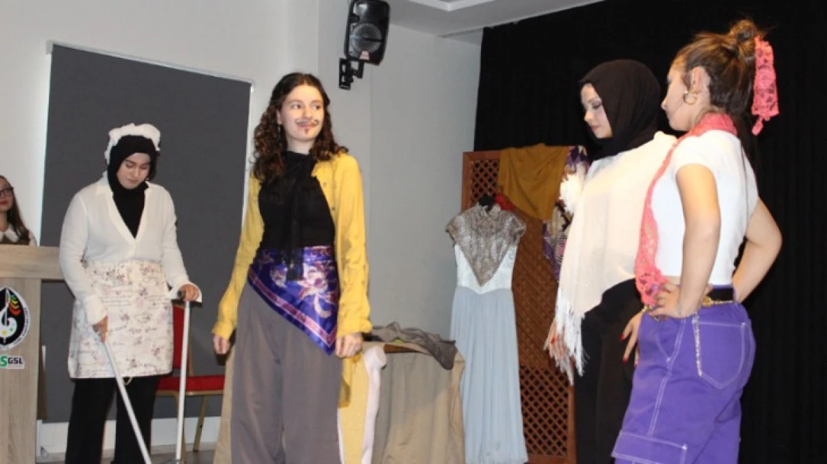 &Ouml;ĞRENCİLERDEN ALKIŞLANAN PERFORMANS 